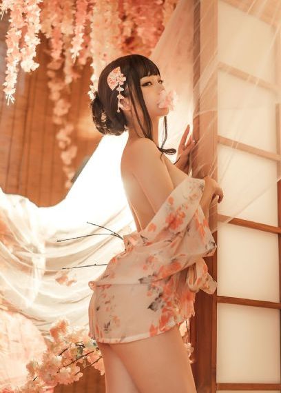 欧美男女日B在线观看_720迅雷电影在线